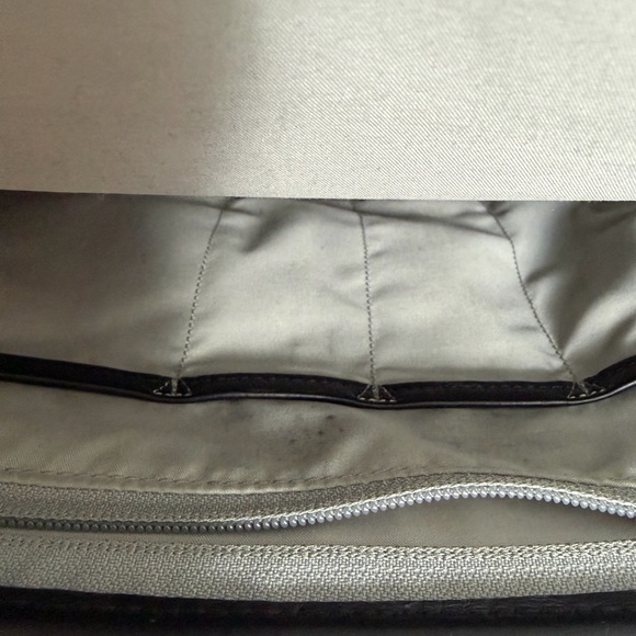 Timbuk2 Black Commuter Messenger Bag - Picture 6 of 10